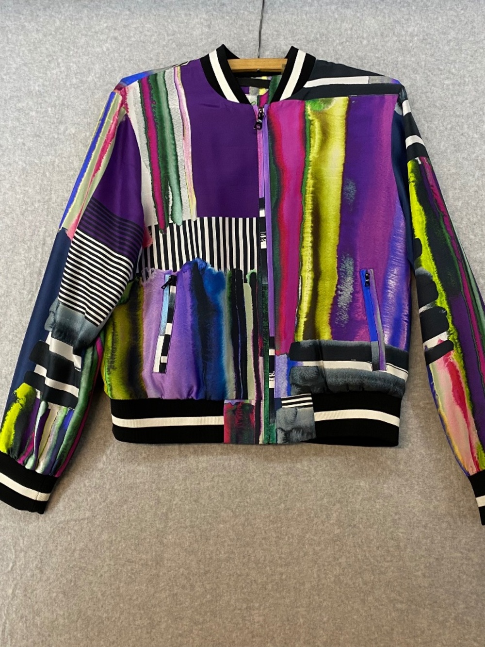 Robert Graham Size M Women's Silk Bomber Jacket Abstract Pattern • Art To Wear